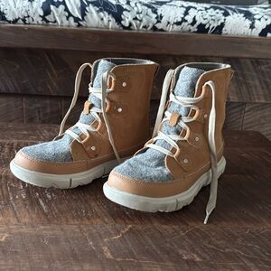 Women’s Sorel boots
